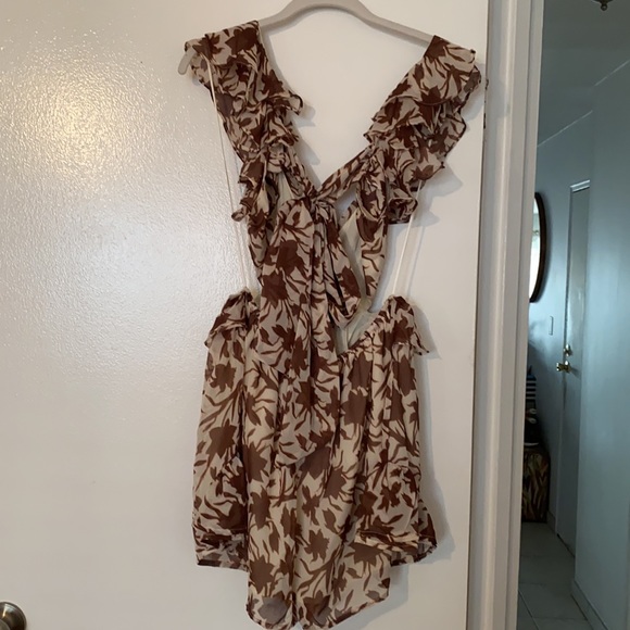 Luxxel side cut out romper dress sz S NWT - Picture 2 of 4